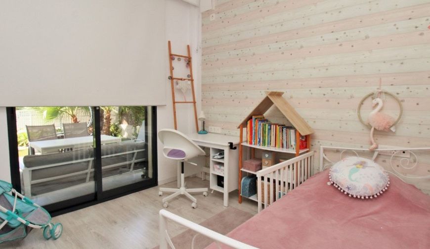 Sale - Villa - La Zenia