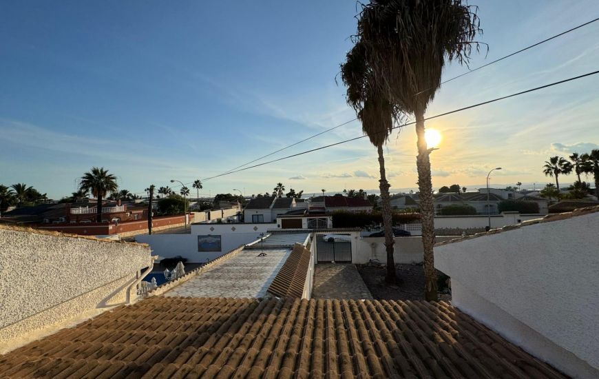 Sale - Villa - Torrevieja - 