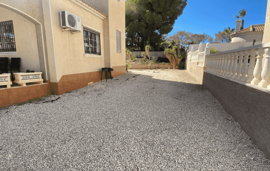 Sale - Villa - El Galan