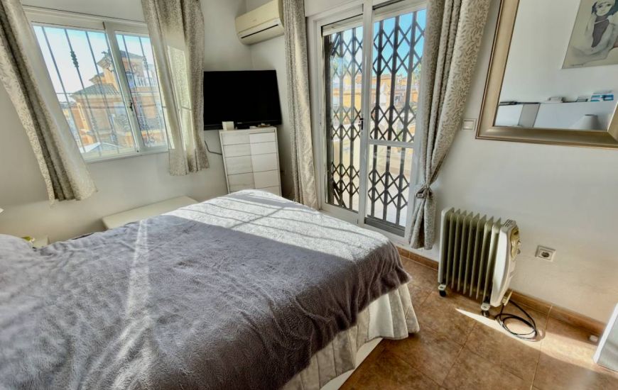 Sale - Villa - Lo Crispin