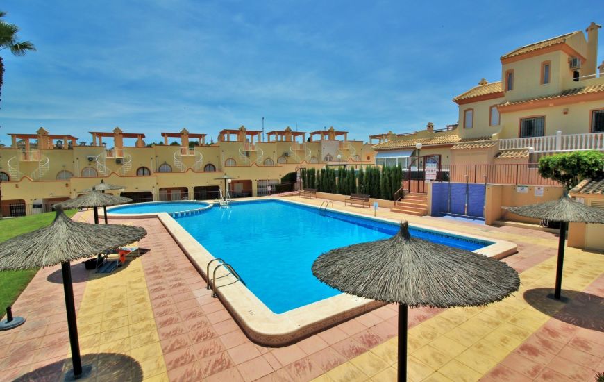 Sale - Townhouse - Villamartin