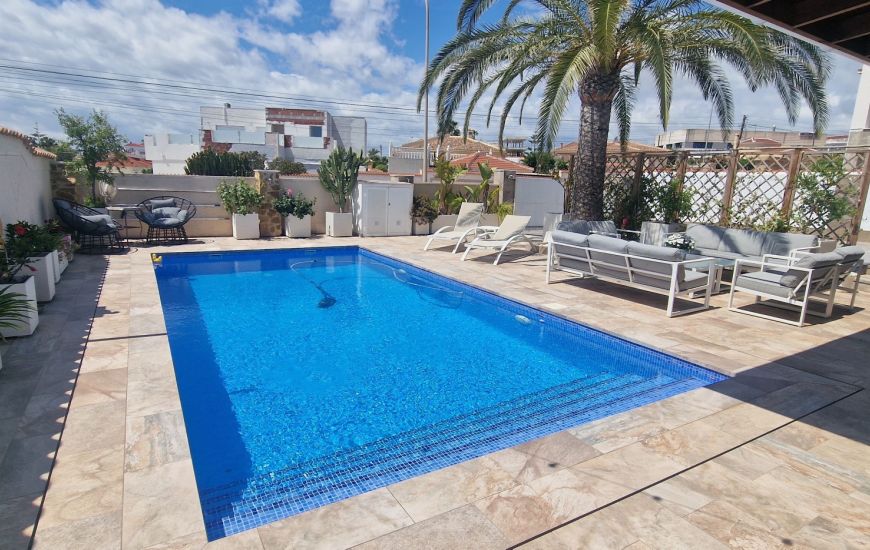 Sale - Villa - Ciudad Quesada