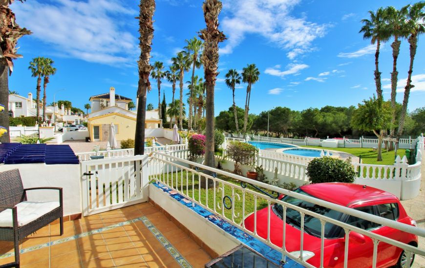 Sale - Townhouse - Villamartin