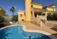 Sale - Villa - Villamartin