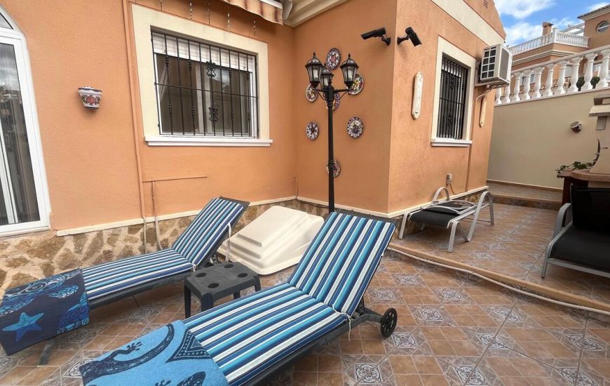 Sale - Villa - Algorfa