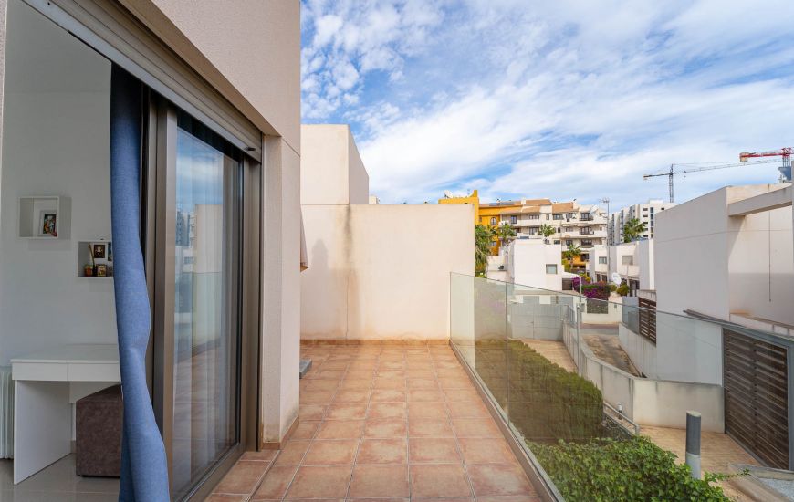 Sale - Adosado - Punta Prima