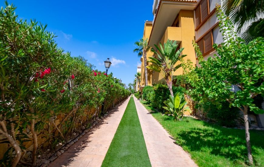 Sale - Apartments - Punta Prima