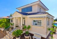 Venta - Villa - Torrevieja