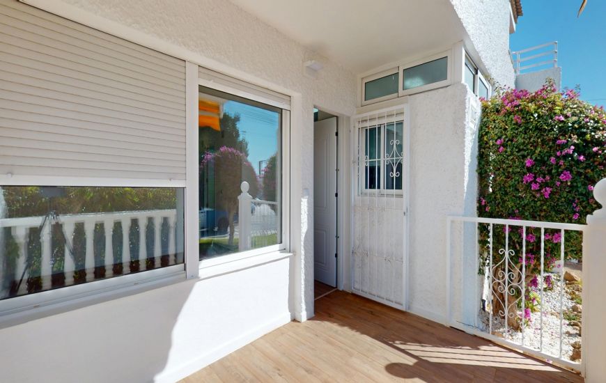 Sale - Bungalow - Orihuela Costa