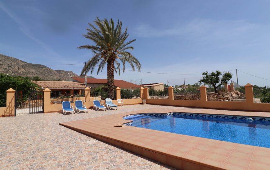 Sale - Country Property - Hondón de las Nieves