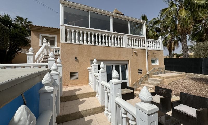 Sale - Villa - Torrevieja