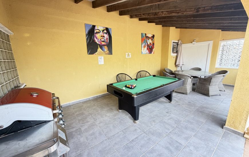 Sale - Villa - Villamartin