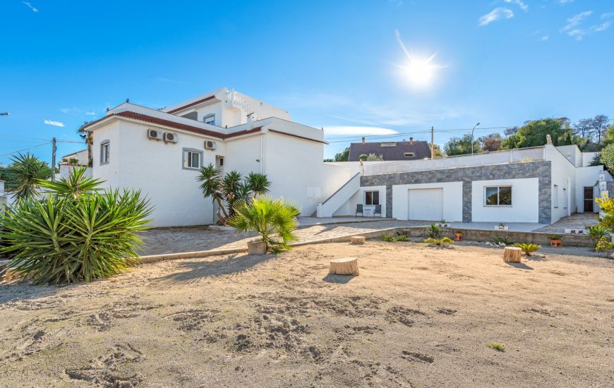 Venta - Villa - San Miguel de Salinas