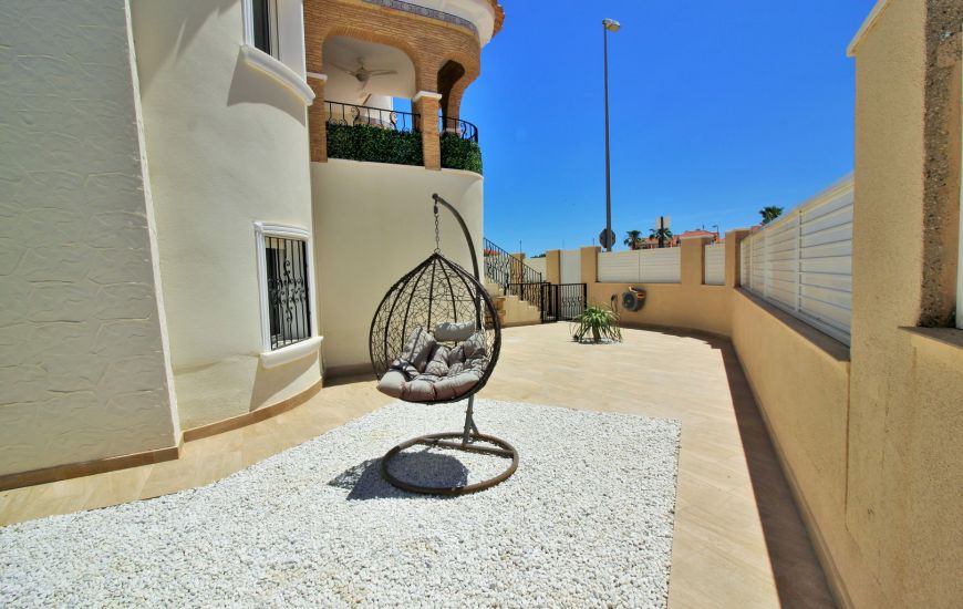 Venta - Villa - Villamartin