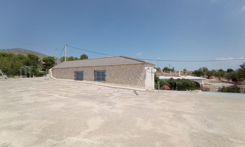 Sale - Villa - Hondón de las Nieves