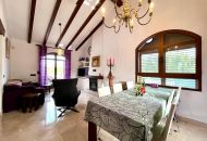 Sale - Villa - Villamartin