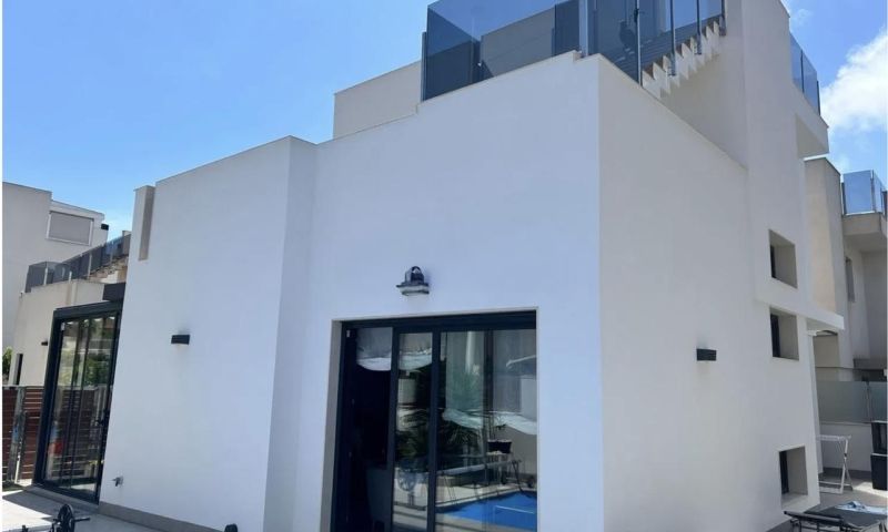 Sale - Villa - Torrevieja