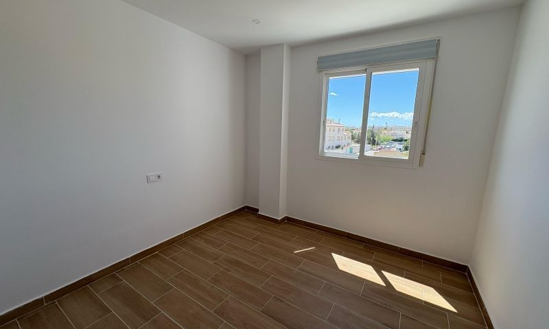 Sale - Apartments - Los Altos