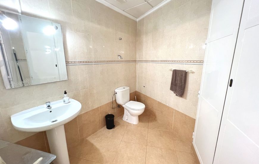 Sale - Commercial - Guardamar del Segura