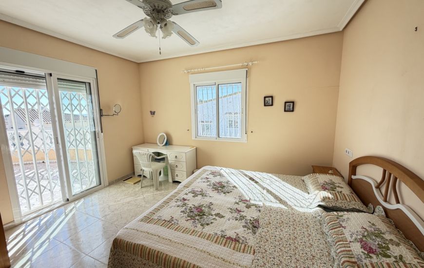 Sale - Villa - Villamartin