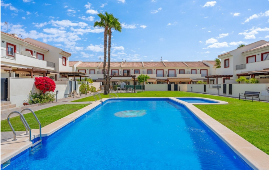 Sale - Rijtjeshuis - Ciudad Quesada