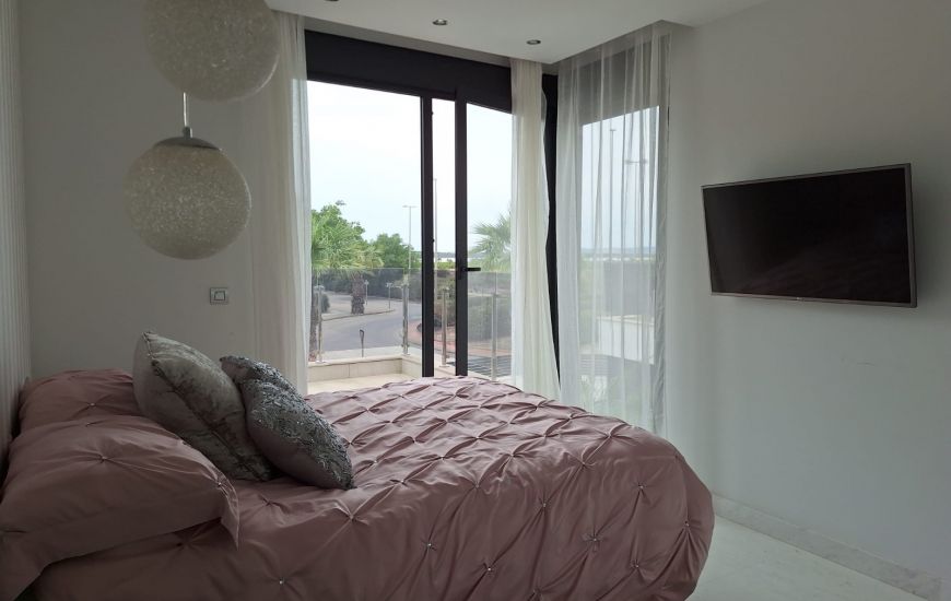 Sale - Villa - Guardamar del Segura