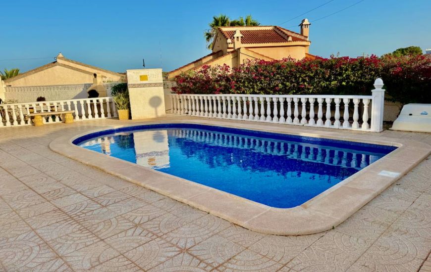 Sale - Villa - Ciudad Quesada