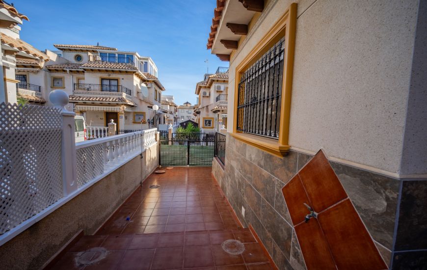 Sale - Semi Detached - La Zenia
