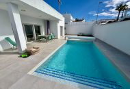 Venta - Villa - Benijofar