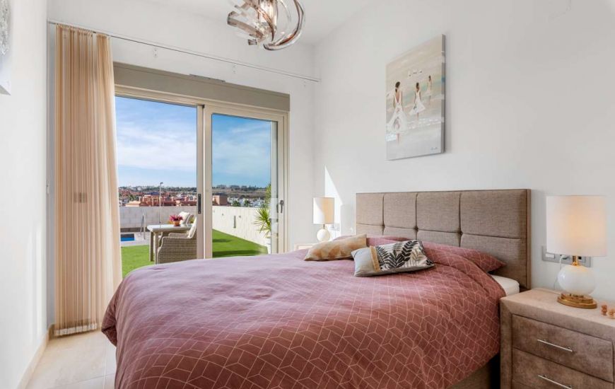 Sale - Villa - Villamartin