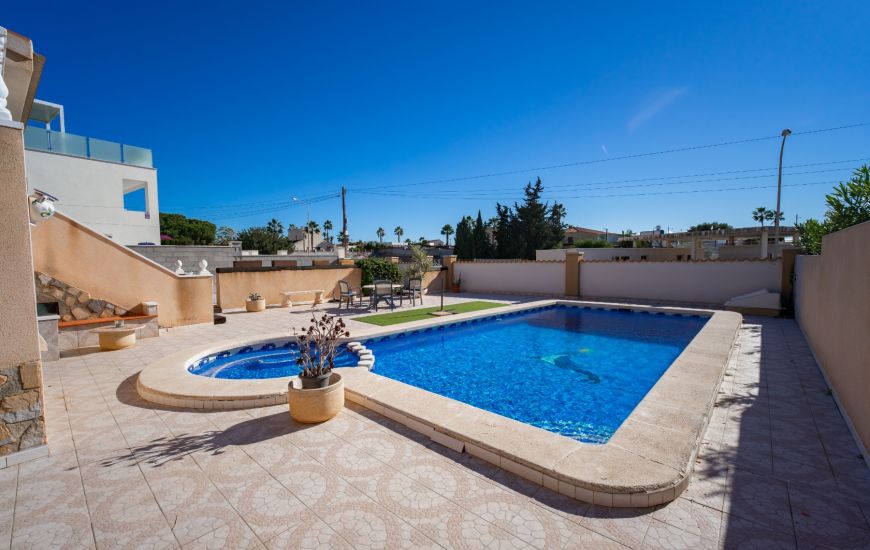 Sale - Villa - Ciudad Quesada