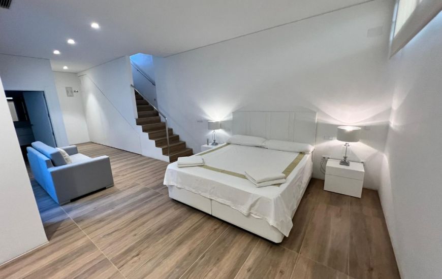 Venta - Villa - Las Colinas