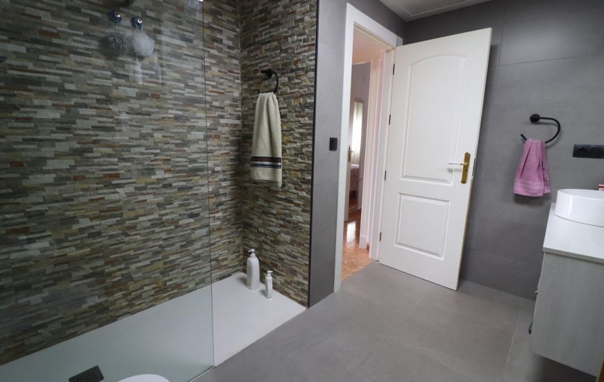 Venta - Villa - Almoradi