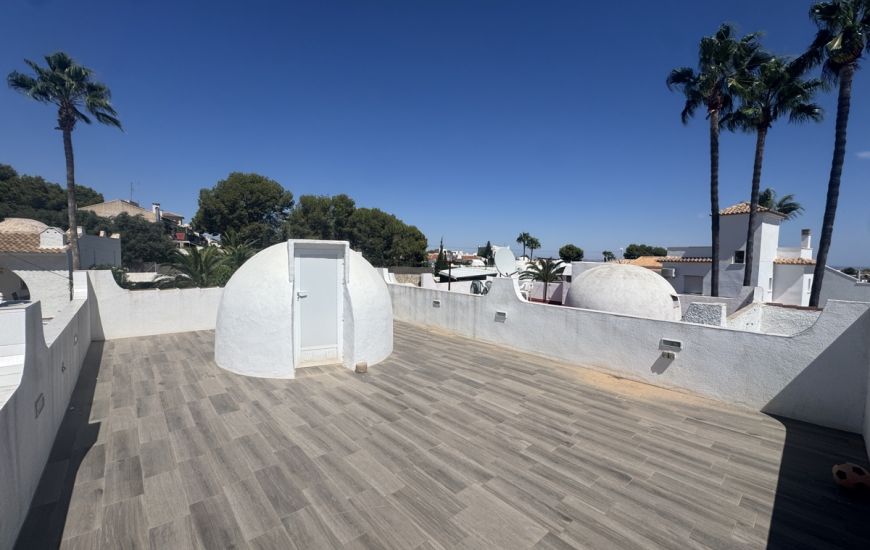 Sale - Villa - Blue Lagoon