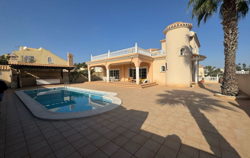 Venta - Villa - Playa Flamenca - Play Flamenca