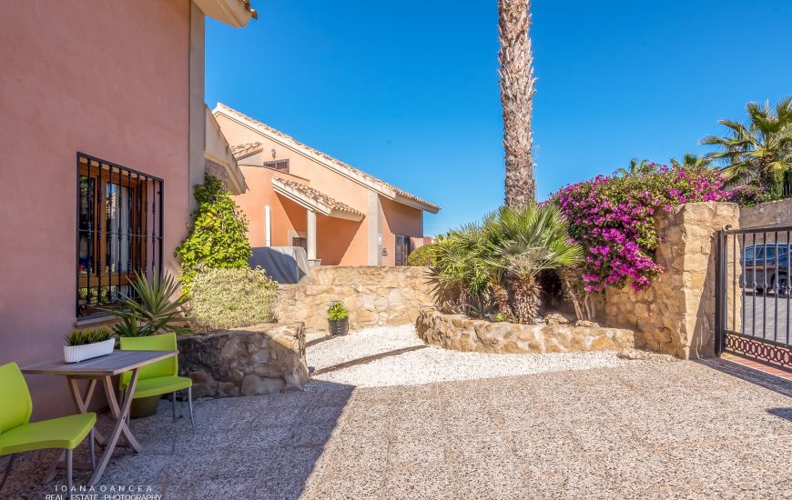 Sale - Villa - Algorfa