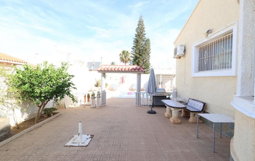 Venta - Villa - Torrevieja