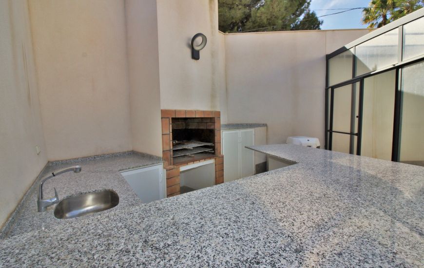 Sale - Villa - Villamartin