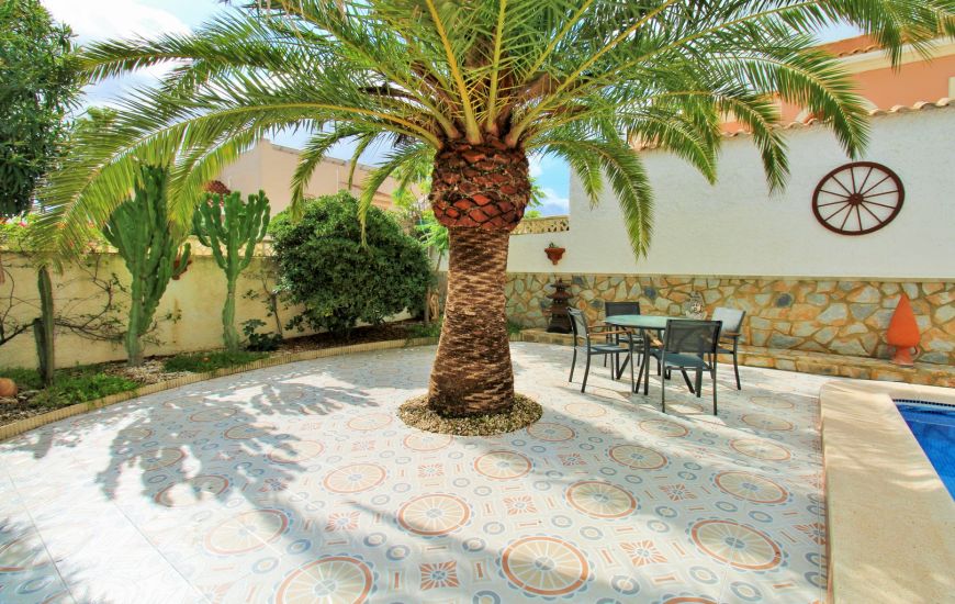 Sale - Villa - Villamartin