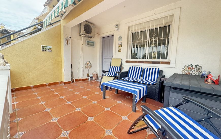 Sale - Apartments - Villamartin