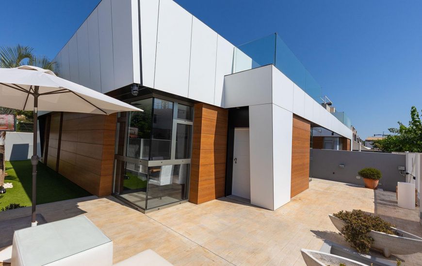 Sale - Villa - Pilar de la Horadada