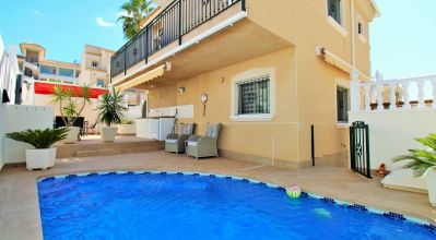 Villa - Sale - Villamartin - Villamartin