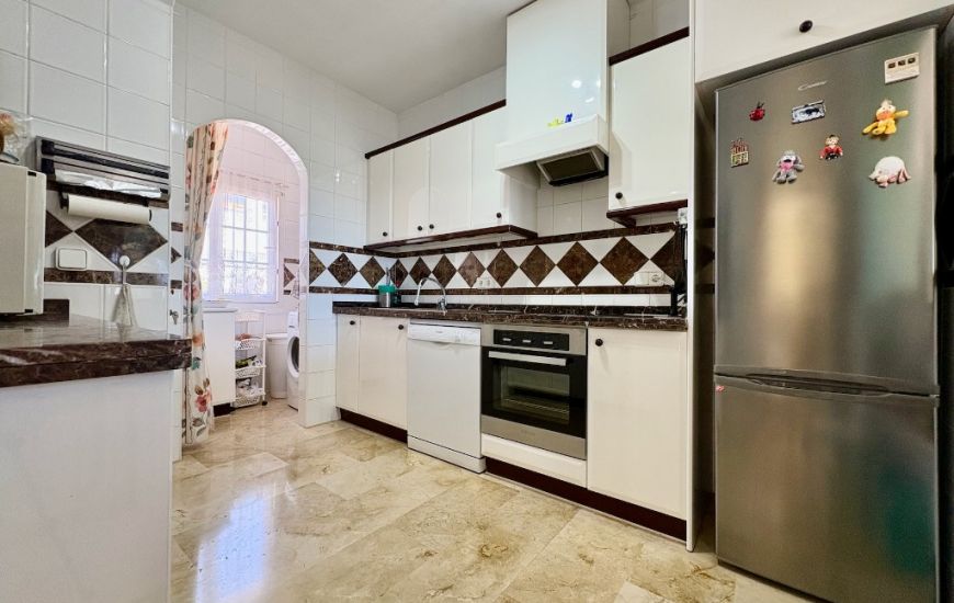 Sale - Villa - Villamartin