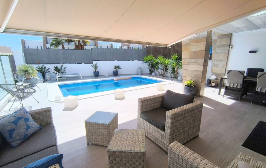 Sale - Villa - Algorfa