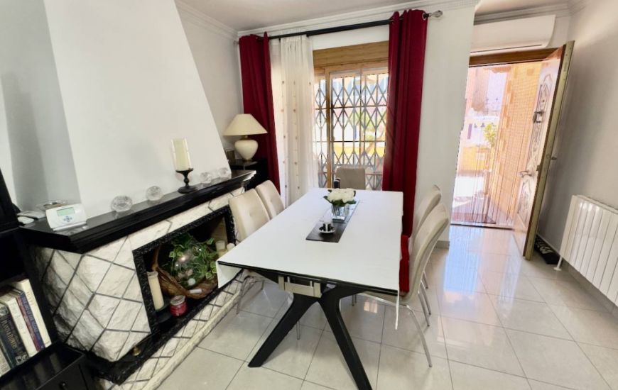 Sale - Villa - Benijófar - 