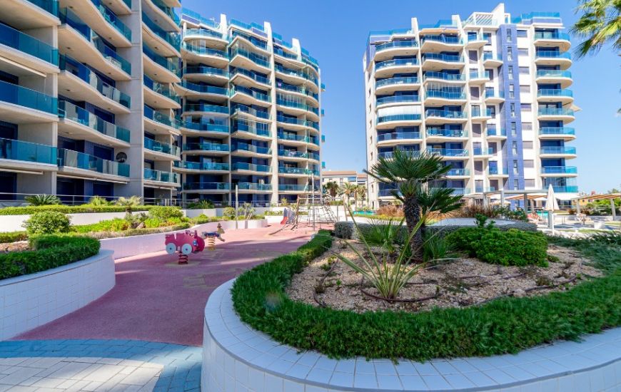 Sale - Apartments - Punta Prima