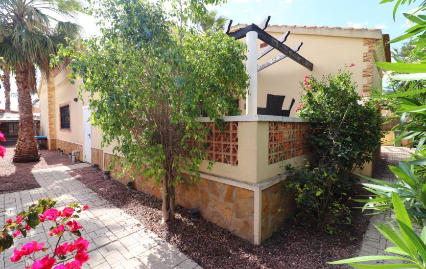 Sale - Villa - Formentera del Segura