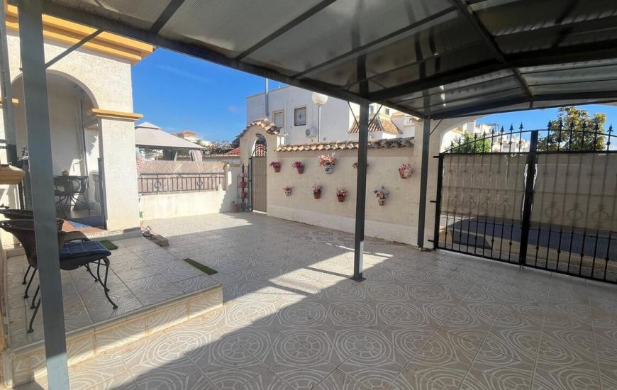 Sale - Rijtjeshuis - Torrevieja