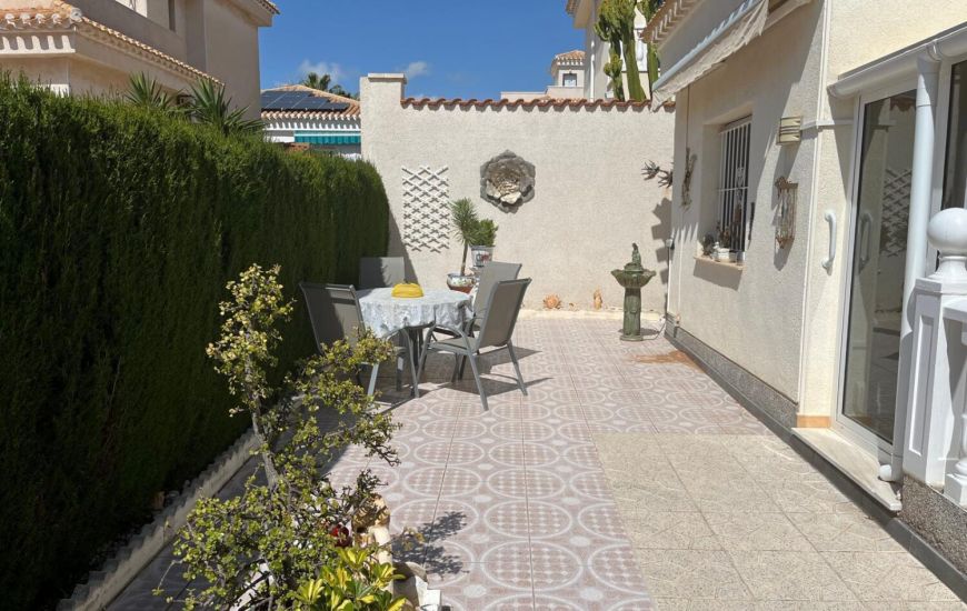 Sale - Villa - Playa Flamenca