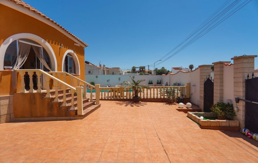 Sale - Villa - Ciudad Quesada